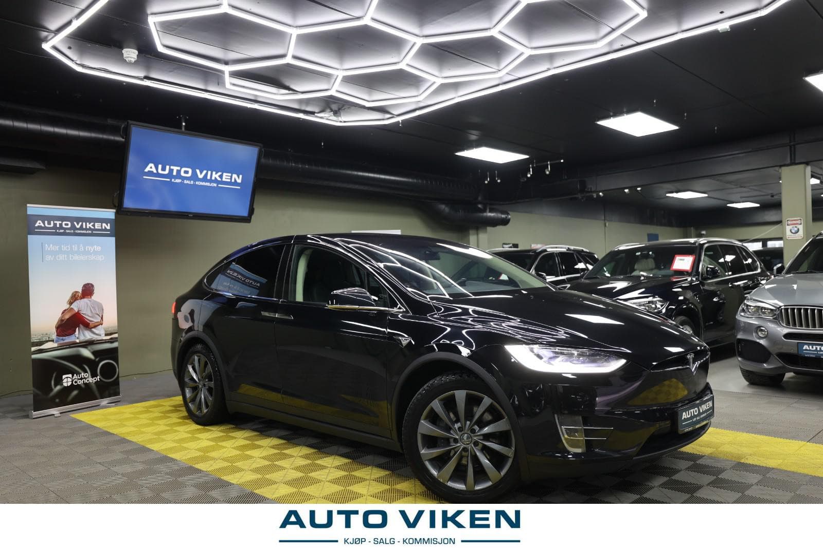 Tesla Model X 2018