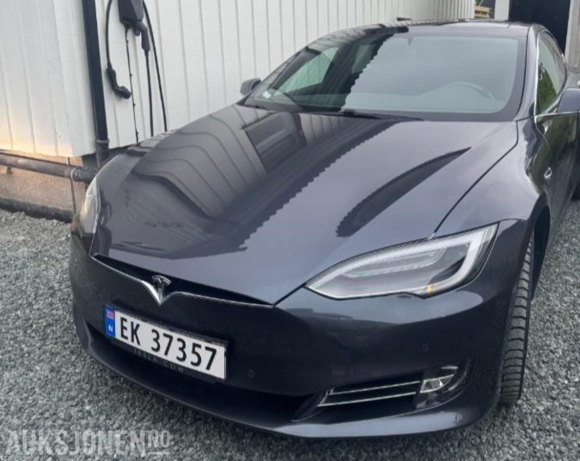 Tesla Model S 2017