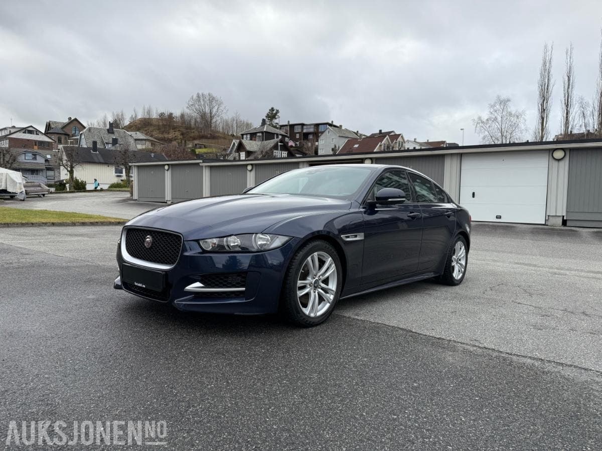 Jaguar XE 2016