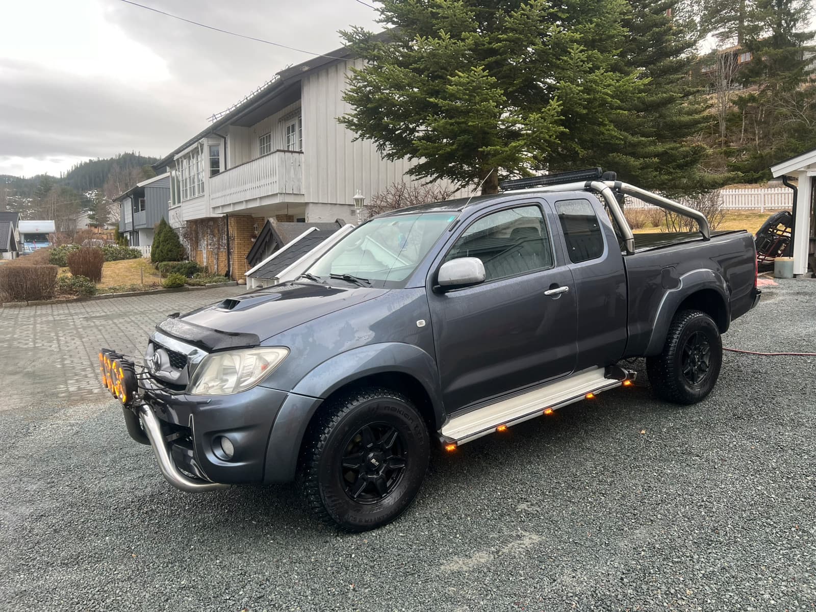 Toyota HiLux