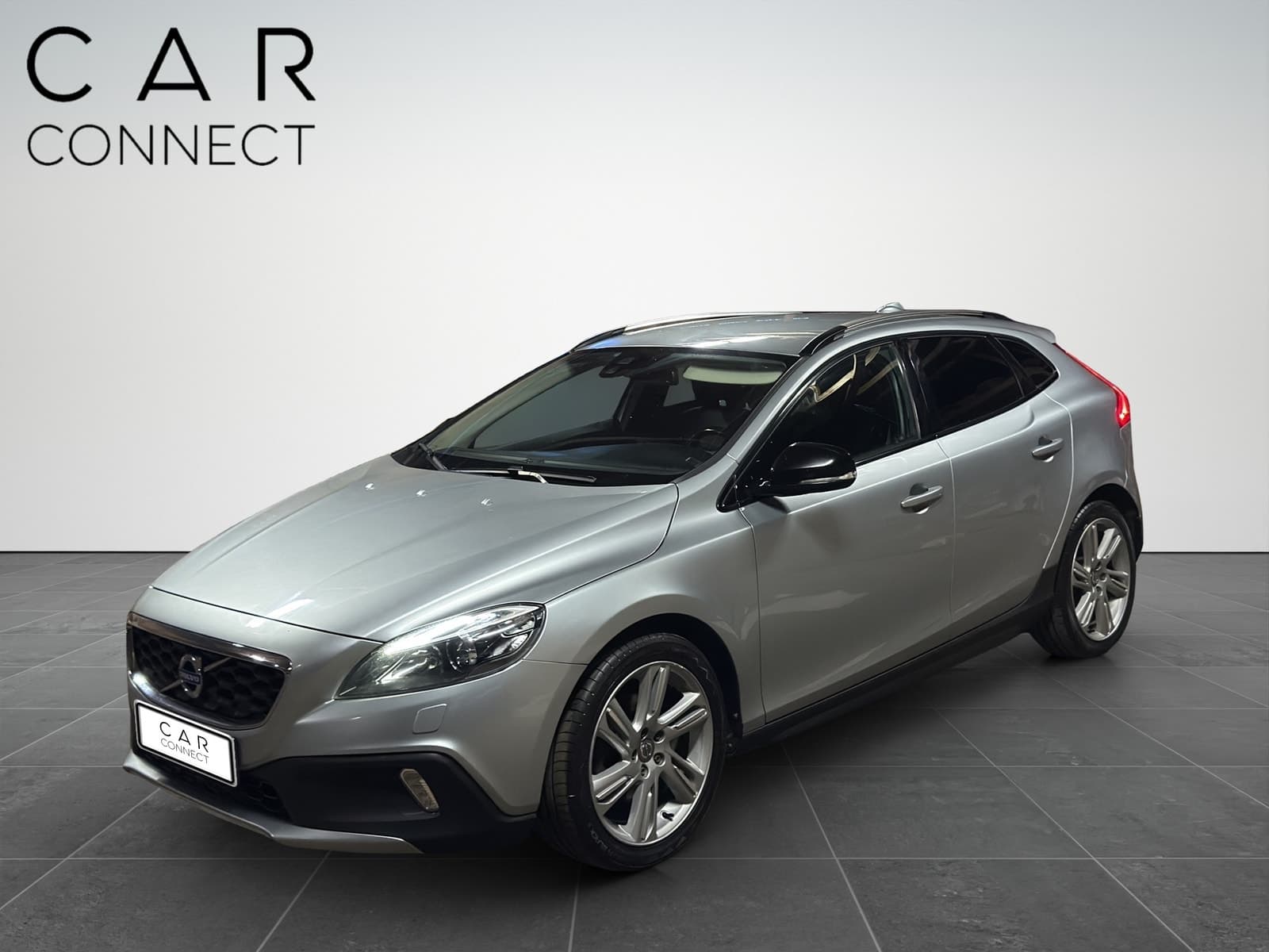 Volvo V40 Cross Country 2015
