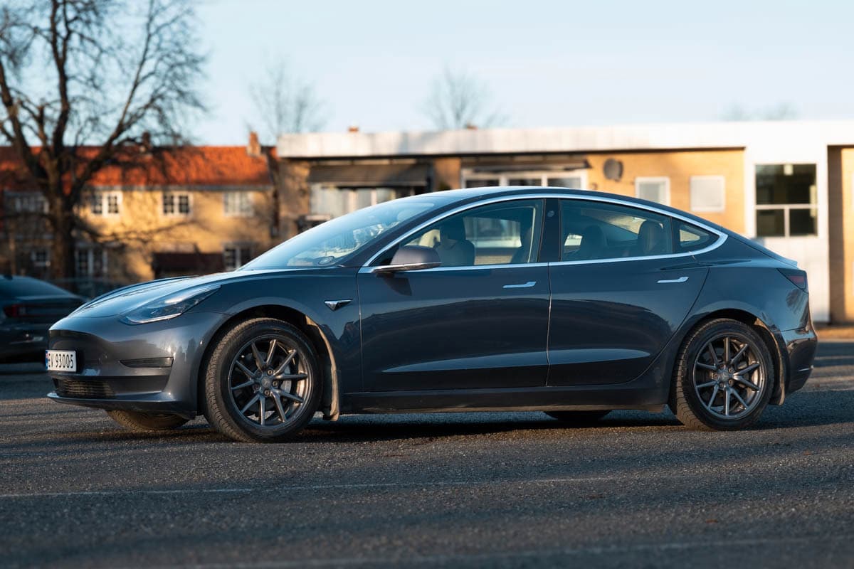 Tesla Model 3 2019