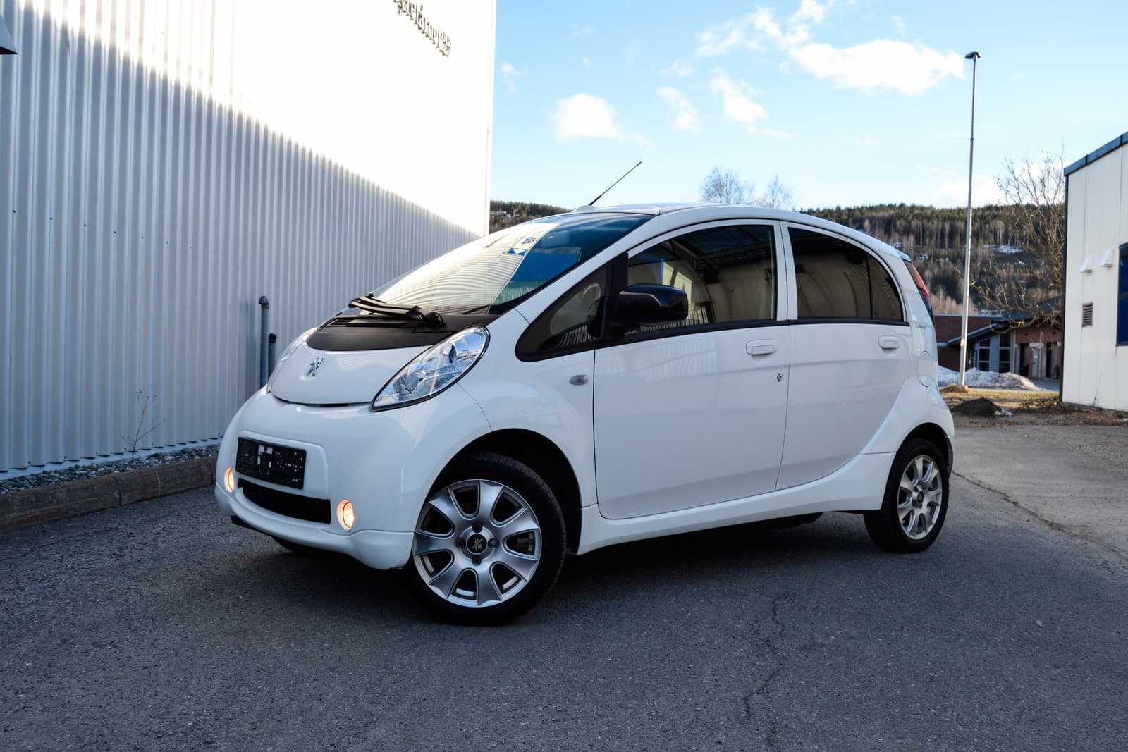Peugeot iOn