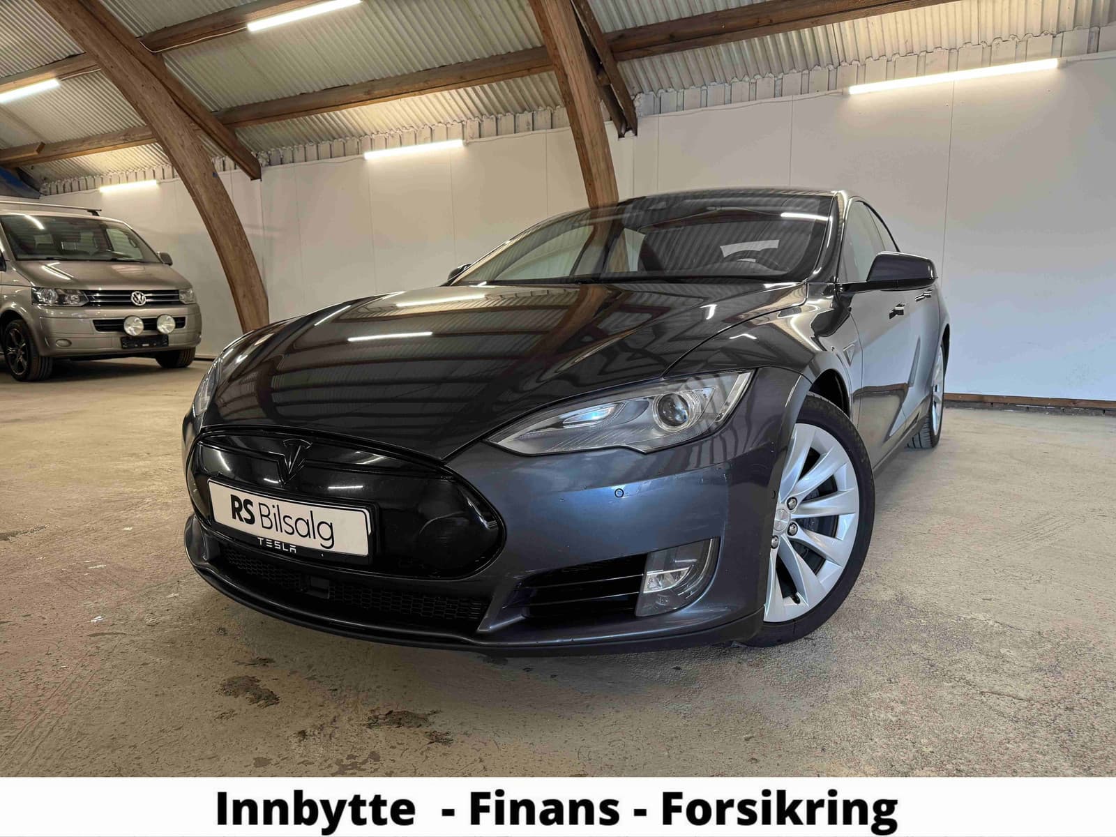 Tesla Model S 2015