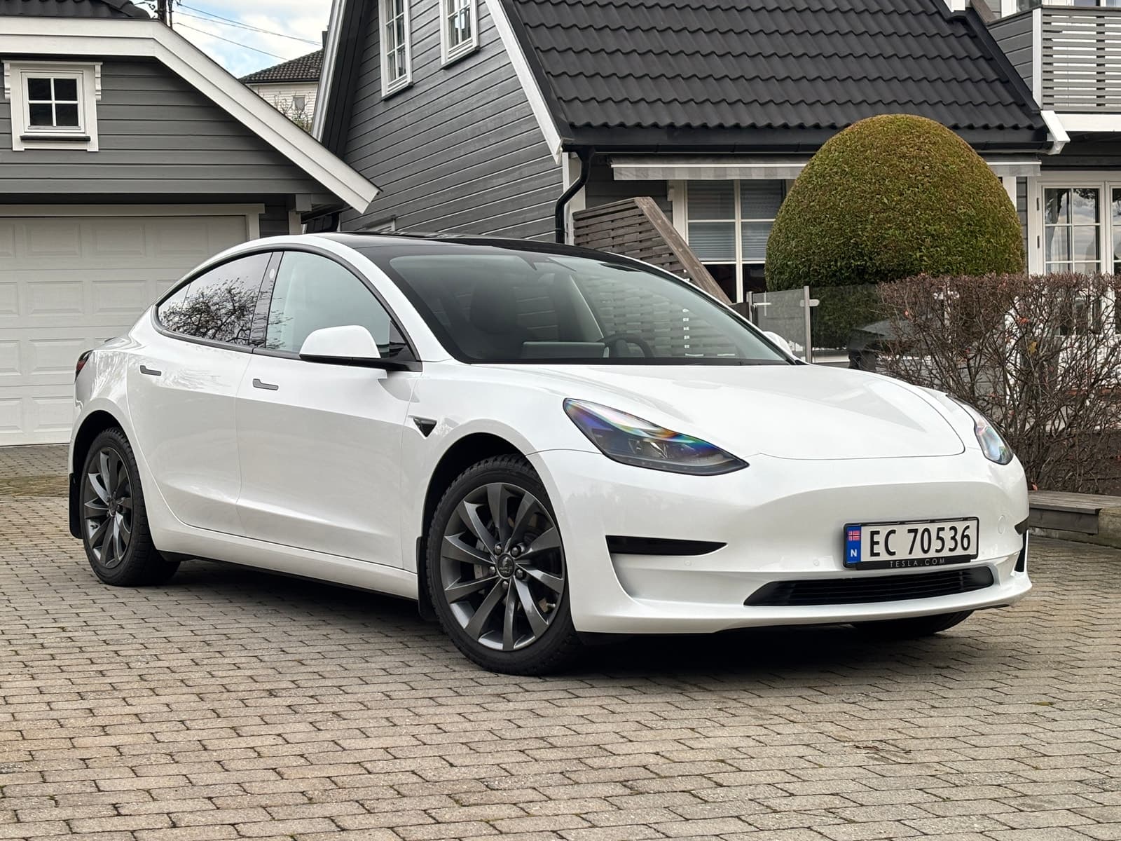 Tesla Model 3 2021