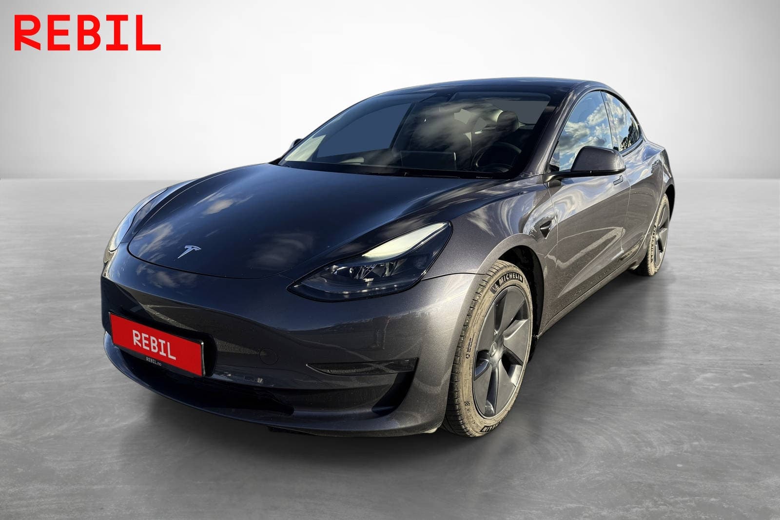 Tesla Model 3 2023