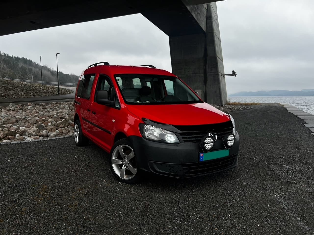 Volkswagen Caddy 2011
