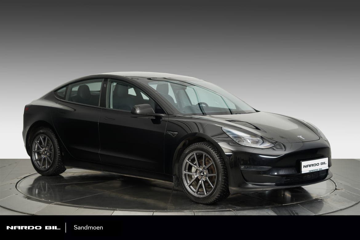 Tesla Model 3 2021